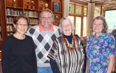 Elinor Ostrom visits the Stone Age Institute