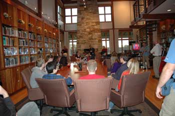 Another view of the round table discussion.